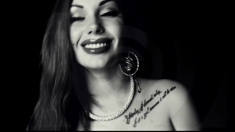 Goddess Misha Goldy: Write to Me!!! Get Mesmerized, Used and Drained!