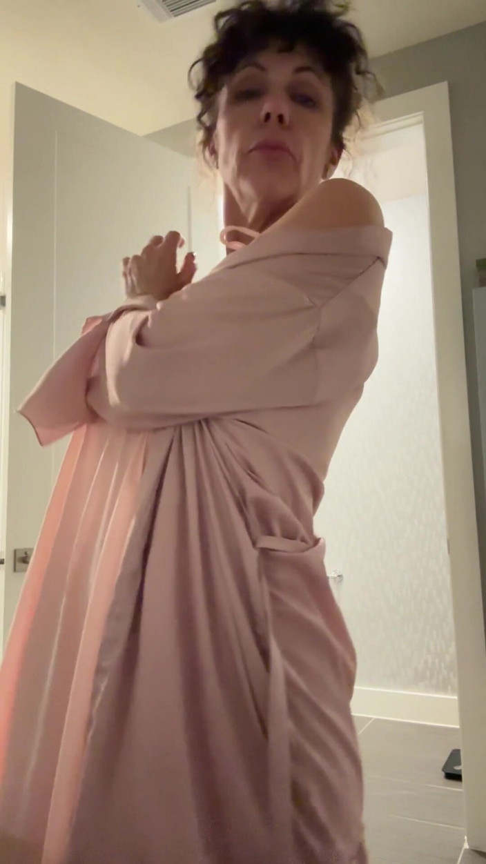 YourFavoriteMommy: Compilation of Phone Vids