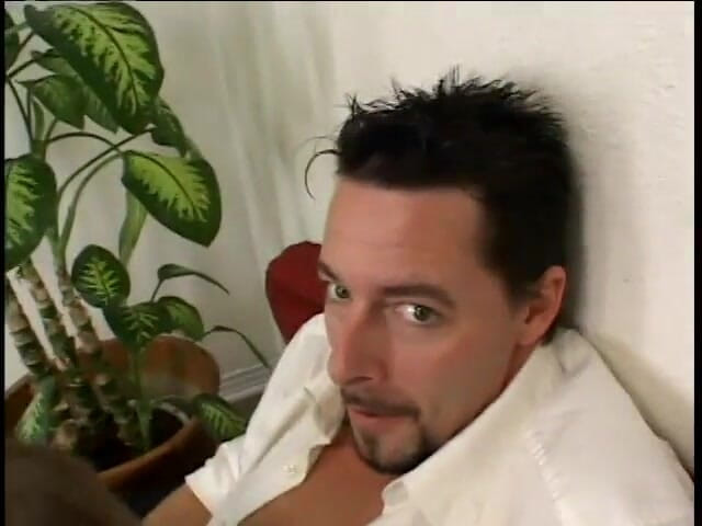 Butt Paradise: Randy cock sucking chick takes dick in twat and works...