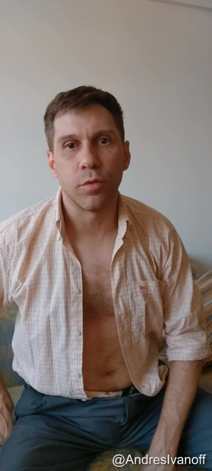 Andres Ivanoff: พ่อเลี้ยงเป็นใหญ่ชักว่าว