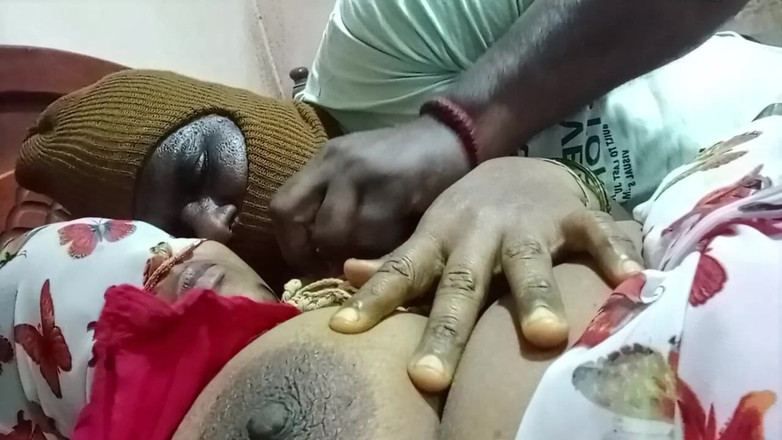 Tamil Anti Uma: Zabawa z Desi Bhabhi