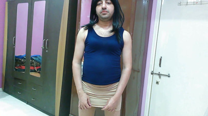 Cute & Nude Crossdresser: Hot sissy crossdresser femboy Sweet Lollipop pissing under the nude...