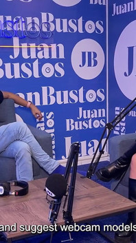 Shaira Psychosex je překvapena velkým černým pérem jejích snů na Juan Bustos Podcast