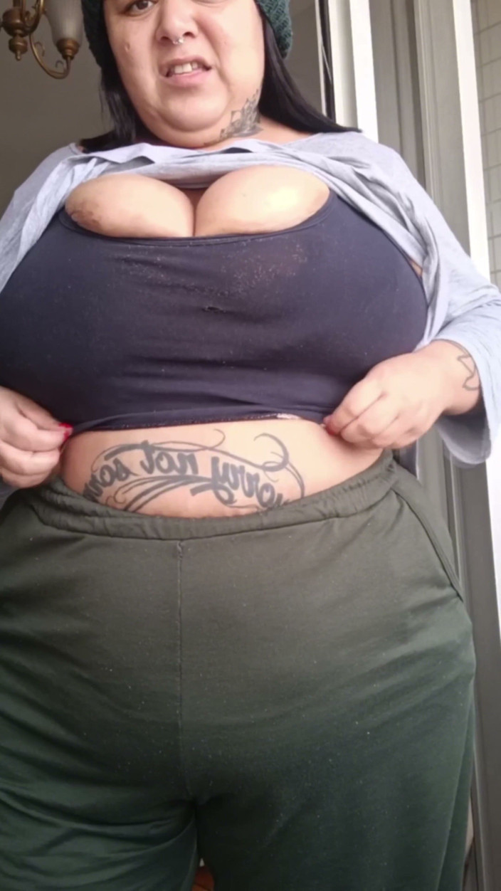 Mary Jhuana: Naughty BBW on the Apartment Balcony - 4K