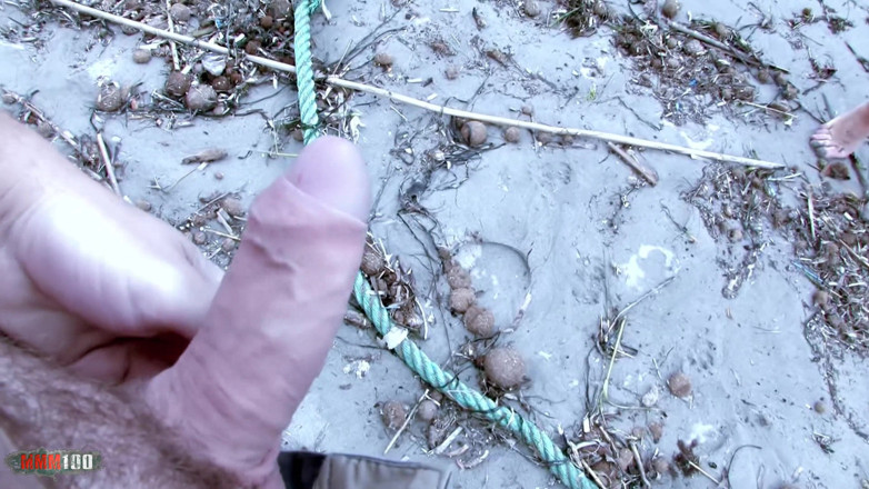 MMM100: GI girl hard fucked on the beach