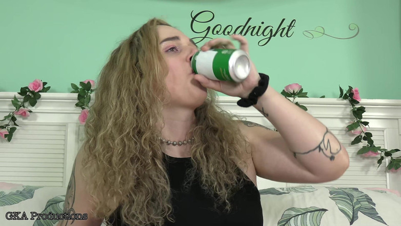 Ginary's Kinky Productions: Burping Tease Nancy Thompson - Dominantní plynová hra