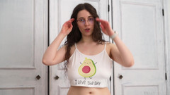 ElizaTheModel: Výzva s poskakujícími edging bez podprsenky