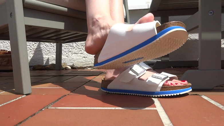 Lady Victoria Valente: Shoeplay on the garden terrace