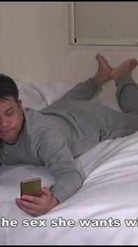Esposa japonesa mostra ao marido seu próprio vídeo de traição