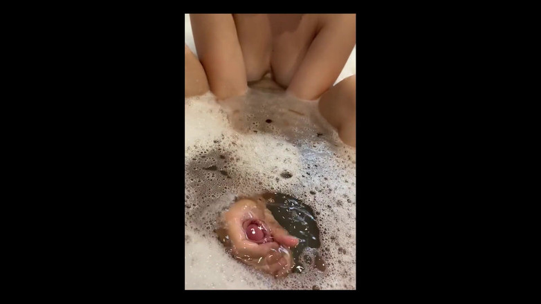 Samantha Flair: 我把一根手指滑上他的屁股