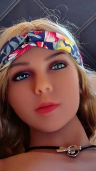 Jessi - nejlepší nejrealističtější sexuální panenka - Šukej mě - Chci tě