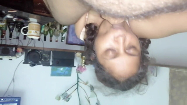 Tina Baby: Tante seksi india nyepong tren terbaik 7
