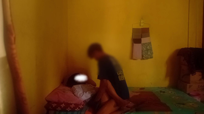 Famly sex: Teenage Girl in College in Entot at Her House When...