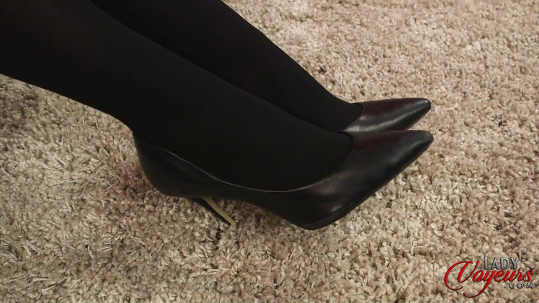 Lady Voyeurs: Anna Interview