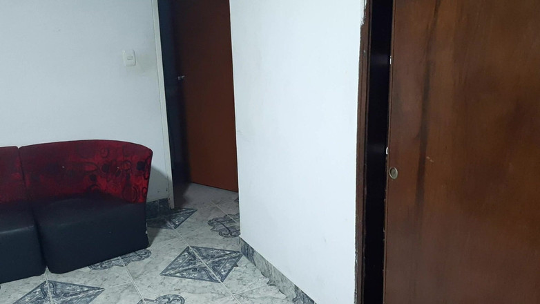 Victor y Natalia: Ibu Tiri Saya Memberi Saya Blowjob Yang Bagus Di Lemari