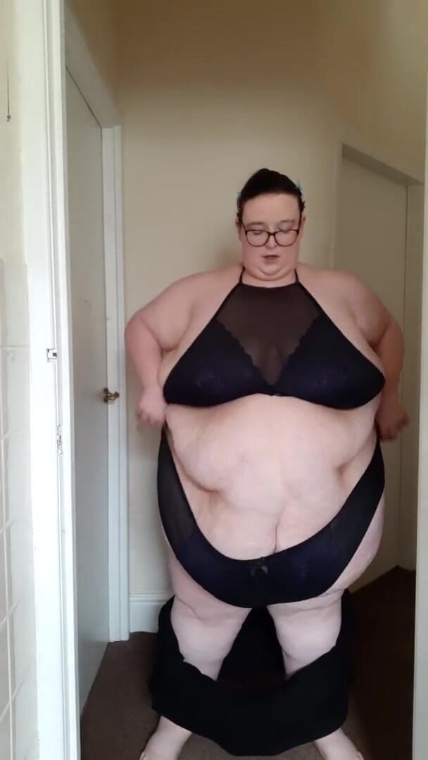 SSBBWLadyBrads: Seksowna bielizna na tym uroczym ciele
