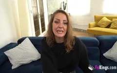 Barbara vill ha det upp i röpan! Kinky styvmamma vill att vi ska se hennes anal plug