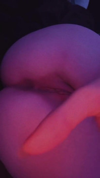 Joyliii Is Edging with a Guy on Snap.