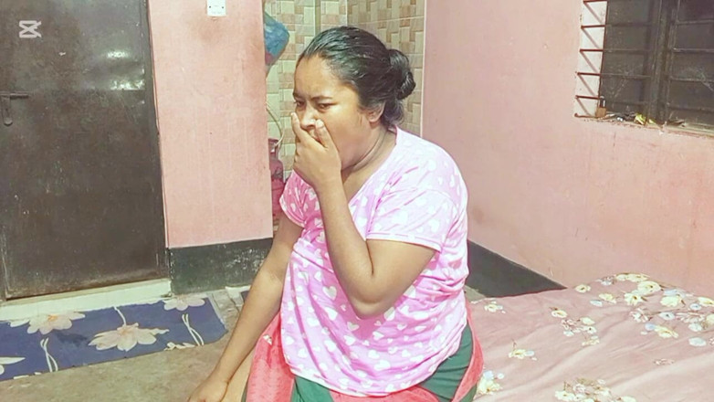 Riyamoni: Hoàn thành đầu bếp và ngồi trên giường của cô ấy, tôi đến...