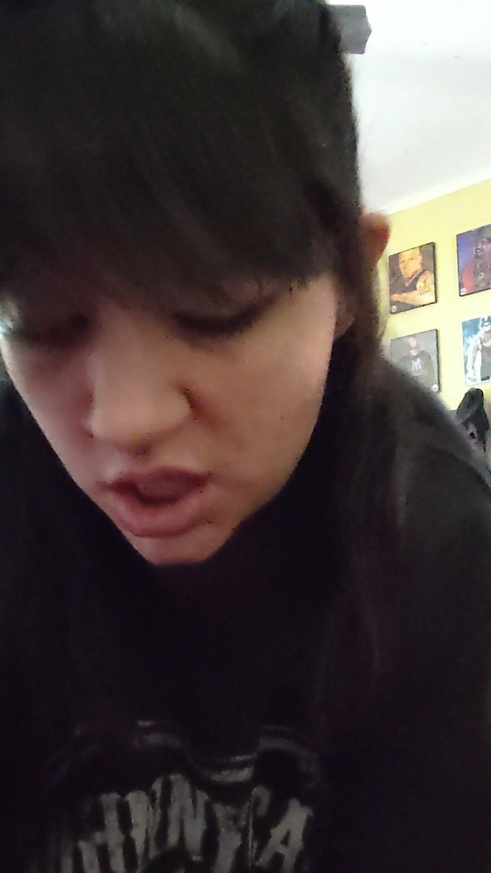 Evelyn Storm: 骑乘那根鸡巴并说下流话