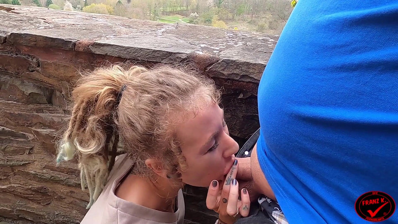 German Fuck Girls: Halk! Kaleye Giderken Riskli Oral Seks!