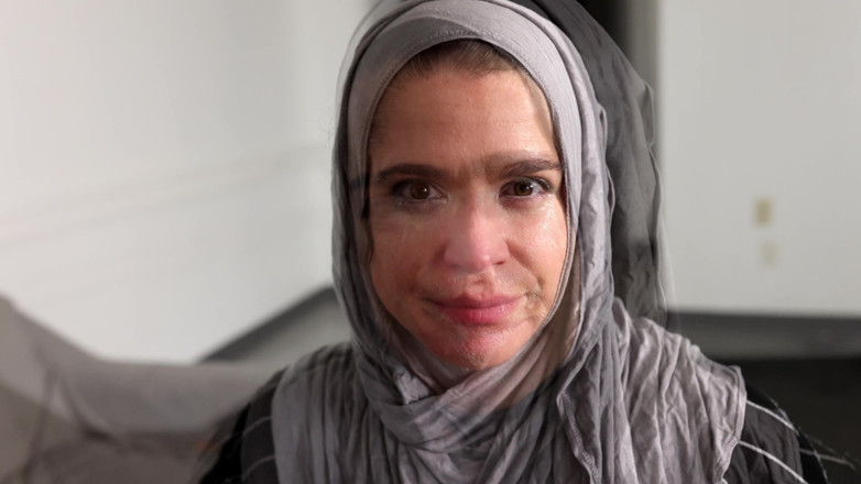 Sammi Starfish: Hijabi MILF - Blowjob Cum Swallow