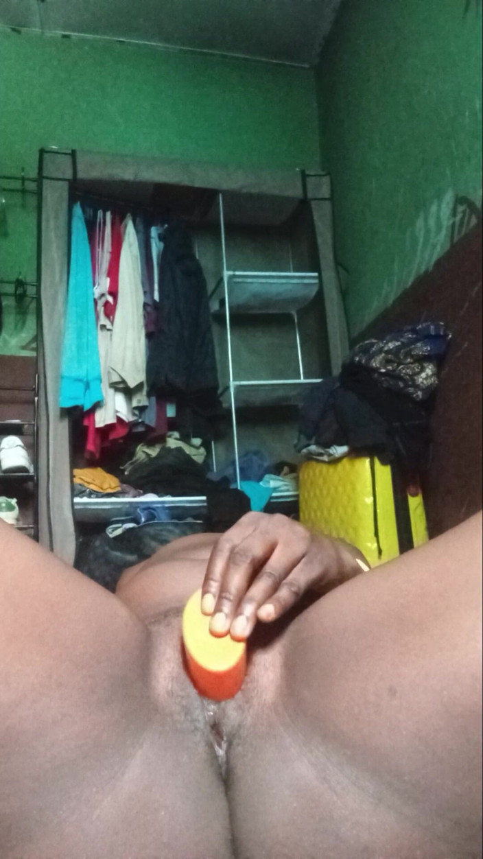 vickybanky009: Cool Reels of Her Showing a Live Masturbate