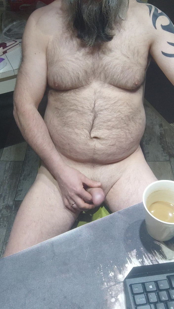 Wanker: सुबह का कॉफ़ी पीना और मेरे लंड को झटका दो