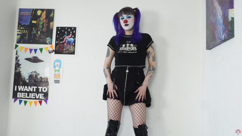 Alice Bean: Hot Clown JOI