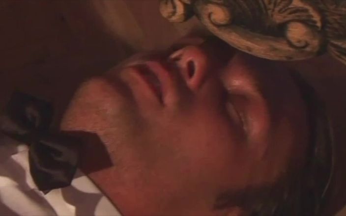 Inhonorof porn: Hai người đàn ông để thống trị trước khi đụ sung sướng