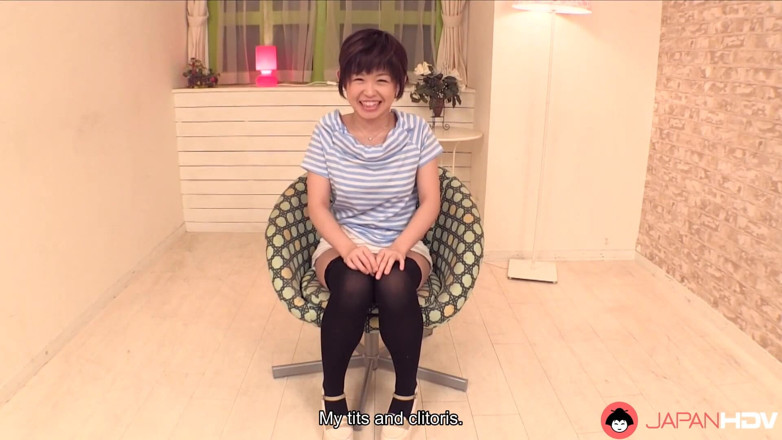 Japan HDV: Kaho Miyazaki nos mostra sua buceta rosa aberta