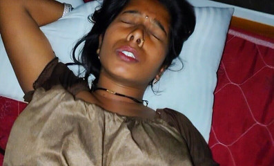 Premi pooja: Stiefschwester sex