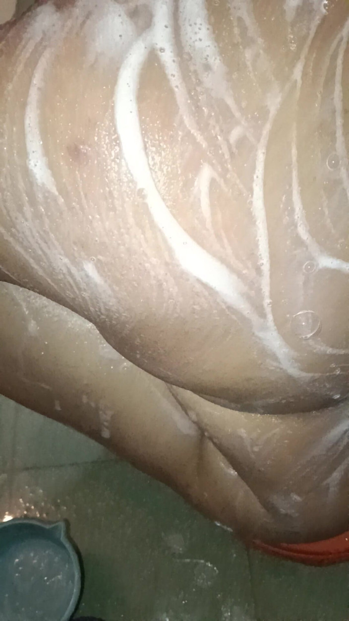 Muruga: Тетушка показывает ванную