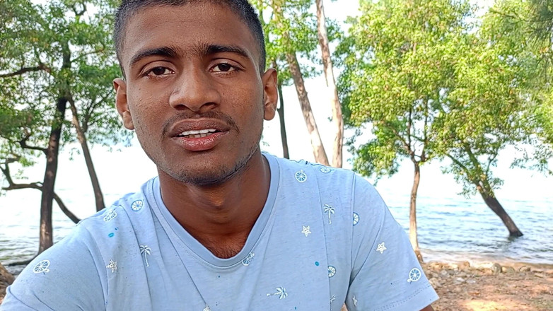 LinearOrnament35: Jak používat kondom.