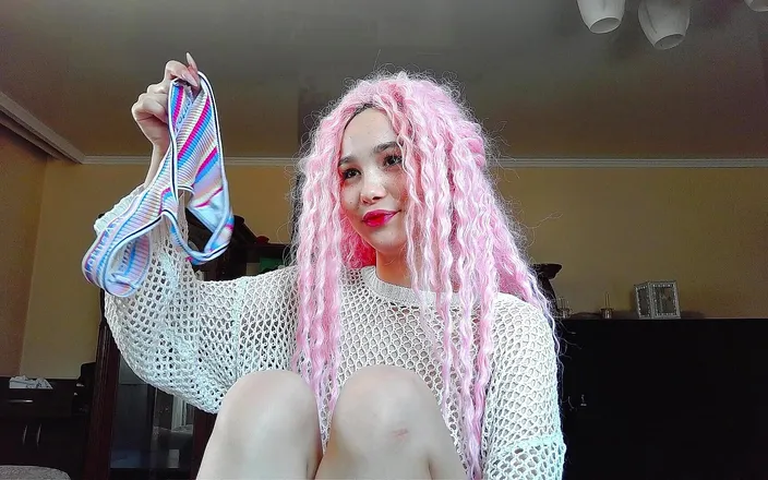 karina_lin: Karina Lin - skočí na ptáka se spermatem v její kundičce