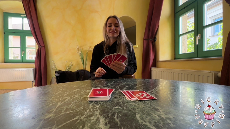 Micky Muffin Studio: Moje závislost na sexu a hazardních hrách!