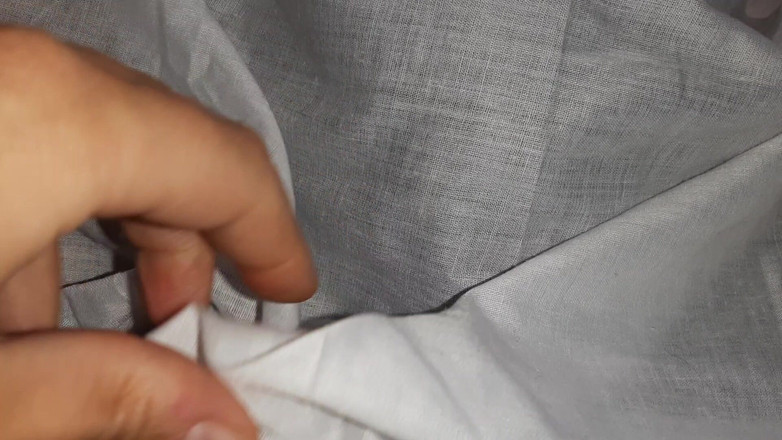 Lesbian-illusion: 내 이웃의 여친이 커닐링구스와 담요 아래에서 나를 깨웠다