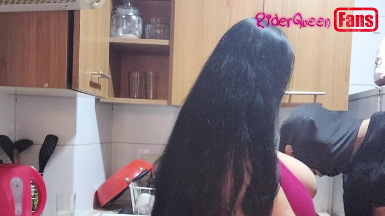 Riderqueen: Video per i fan: un giovane mascherato mi scopa in...