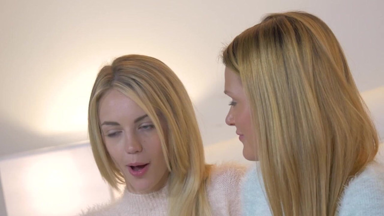 XTime Vod: Blonde, sexy lesbians pussy licking