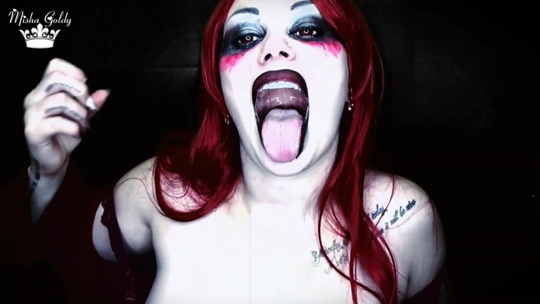 Goddess Misha Goldy: Correrse justo en la boca de un demonio peligroso y...