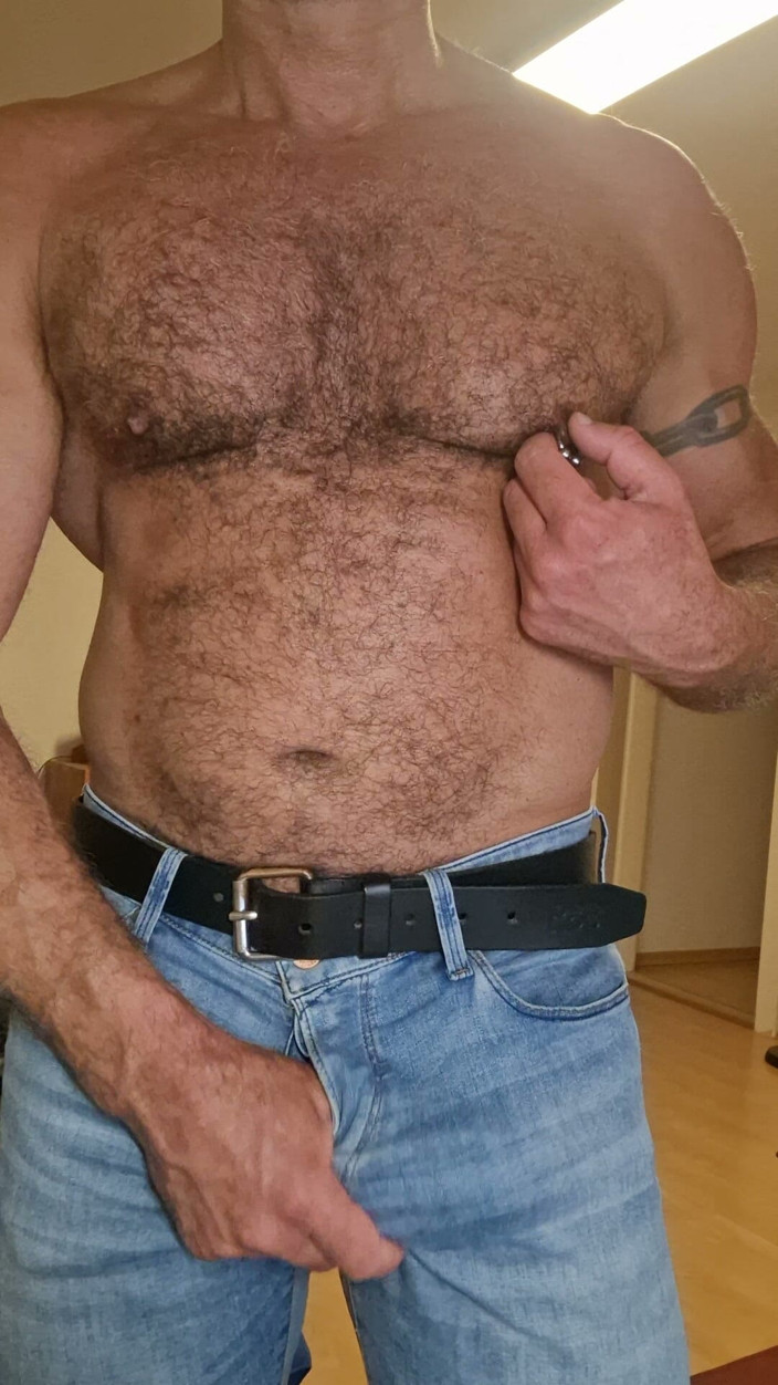 Mike Gross: I'm Sexy and I Know It