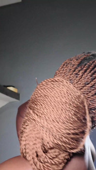 Cewek kulit hitam toket besar alami lagi asik nyepong kontol