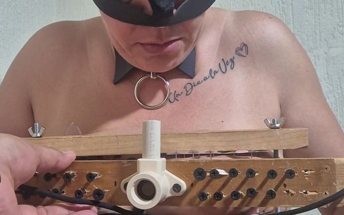 Submissive Susanna: BDSM em mim mesmo com algum jogo de cera