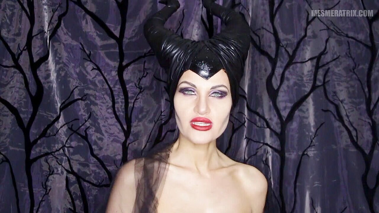 Lady Mesmeratrix Official: Ke maleficenteyes...