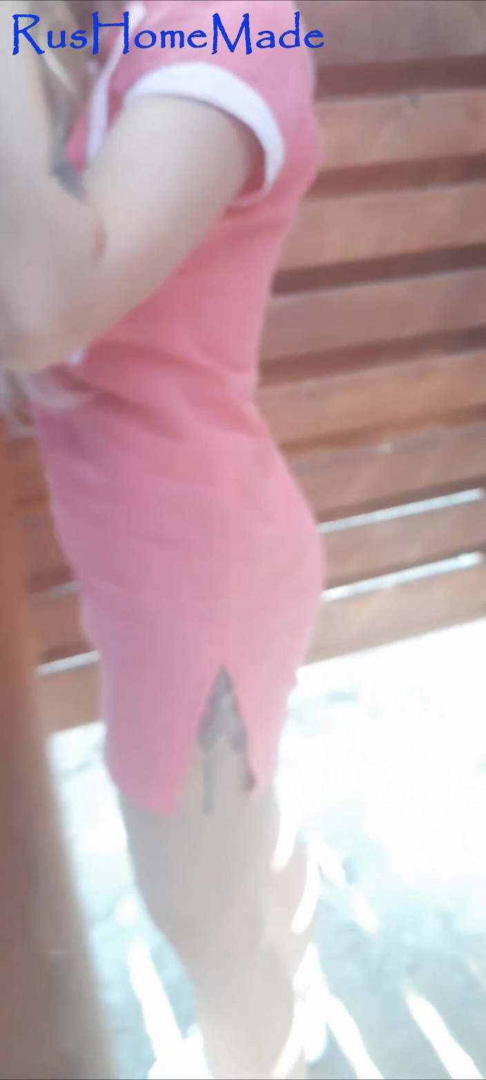 RusHomeMade: samudr tat ke lokar room men kapre badalna