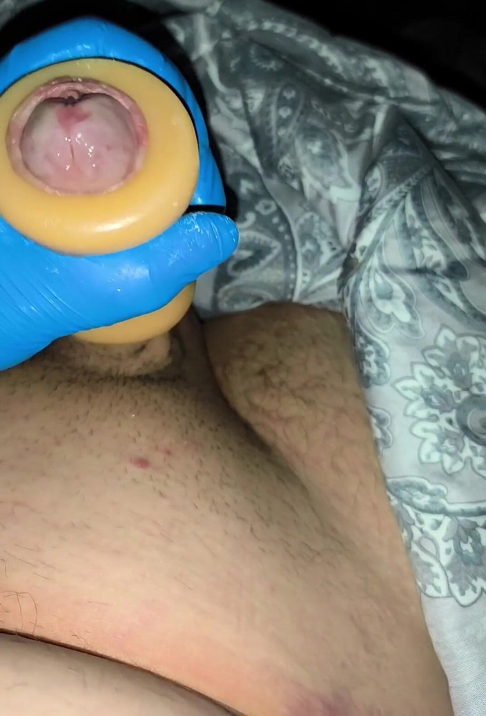 HotBigDick98: Cum Inside a Pocket Pussy