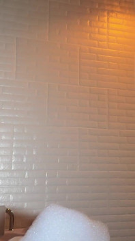 Ruchanie Z Piękną Młodą Kolumbijką Allison Słodką W Jacuzzi