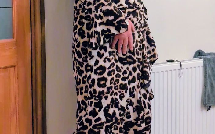 Sarahsatinslut: Orgasme in panty