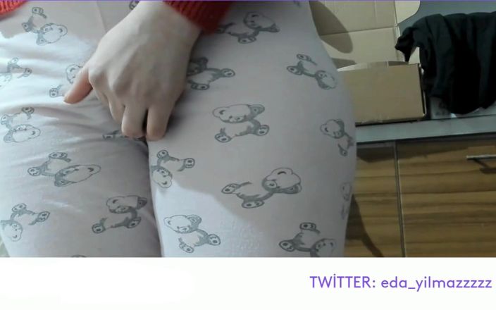 turk_milf_porno: Je me suis masturbé en pyjama, MILF turque, porno, gros...