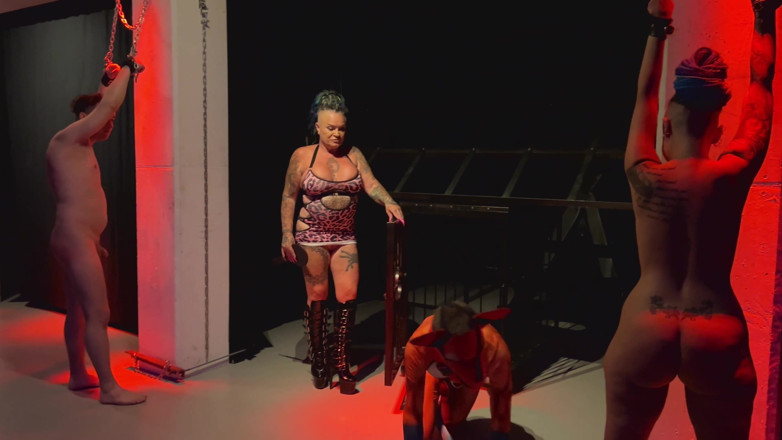 Domina Dark: Pain Scale Boy Vs Girl